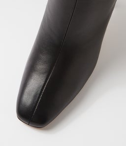 CLARA NU BLACK LEATHER