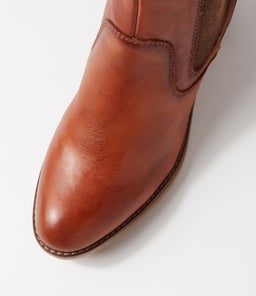 LLANES 48 PN BRANDY LEATHER