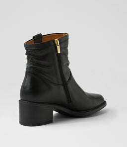 BACAROT 91 PN BLACK LEATHER