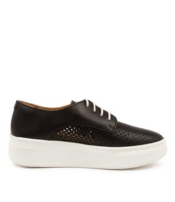 DERBY CITY PUNCH BLACK LEATHER
