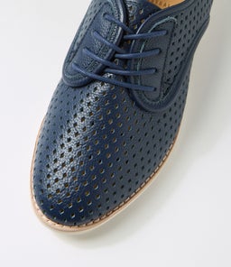DERBY PUNCH NAVY TUMBLE LEATHER