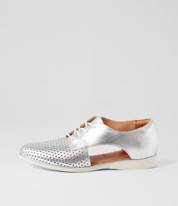 SIDECUT PUNCH SILVER METALLIC LEATHER