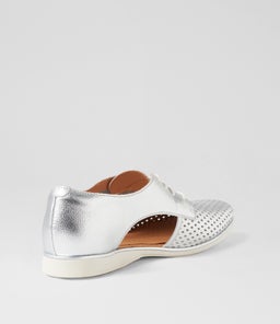 SIDECUT PUNCH SILVER METALLIC LEATHER