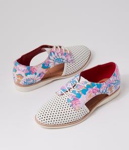 SIDECUT PUNCH WHITE PASTEL FLORAL LEATHER
