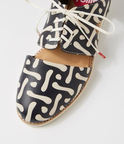 DERBY CUTOUT RL TWISTED STAR LEATHER