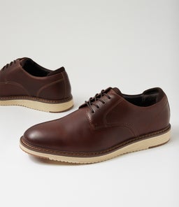 GRAYSTON RO BROWN PULL UP LEATHER