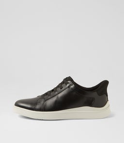 TYNNAR RO BLACK LEATHER