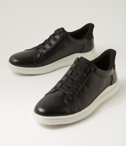 TYNNAR RO BLACK LEATHER