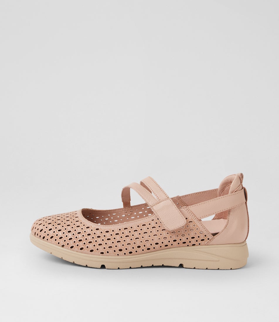 Norwalk Rose Leather Mary Janes