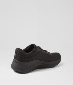 232700 ARCH FIT 2 SK BLACK BLACK MESH