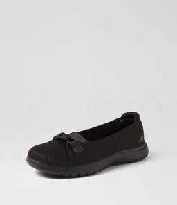 136529 ON THE GO FLEX PEONY SK BLACK BLACK TEXTILE