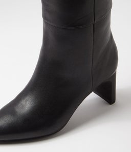 SINNA SS BLACK LEATHER