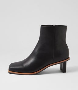 EON SS BLACK LEATHER