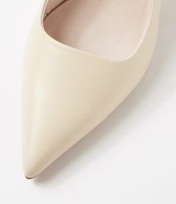 SANDRA SS OFF WHITE LEATHER