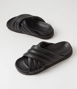 TUCANI FOOTBED SS BLACK LEATHER
