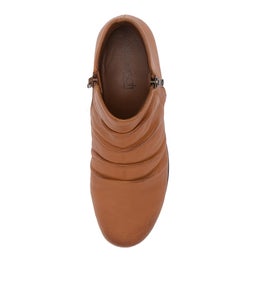 MAXIE SU NEW TAN LEATHER