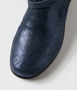 MONET SU NAVY METALLIC SUEDE