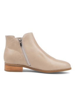 BURNLEY SU LT GREY LEATHER