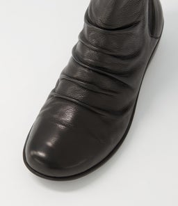 PANKA SU BLACK LEATHER ELASTIC