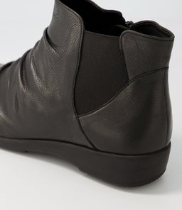 PANKA SU BLACK LEATHER ELASTIC