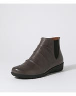 Panka Dark Grey Leather Elastic Chelsea Boots
