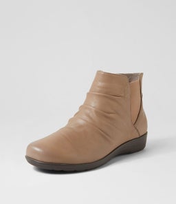 PANKA SU TAUPE LEATHER ELASTIC