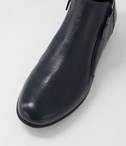 FALLENN SU NAVY LEATHER