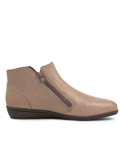 FALLENN SU DK STONE BLACK SOLE LEATHER