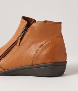 FALLENN SU NEW TAN LEATHER