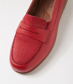 PUNIS SU RED LEATHER EMBOSSED