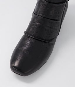 ROMANS SU BLACK LEATHER