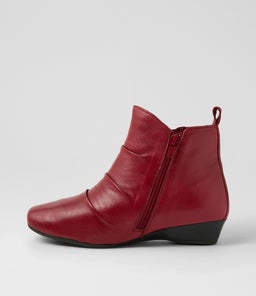ROMANS SU CHERRY LEATHER