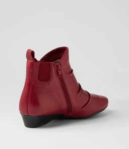 ROMANS SU CHERRY LEATHER