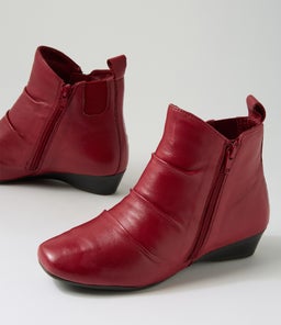 ROMANS SU CHERRY LEATHER