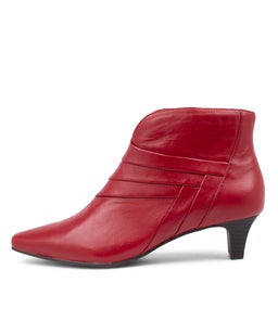 LONSE SU RED LEATHER