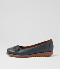 NANIEN SU NAVY GUM SOLE LEATHER