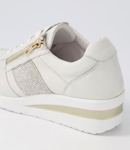 REEHALE SU WHITE SILVER LEATHER JEWELS