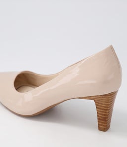MESMERIZE2 SU NUDE PATENT LEATHER
