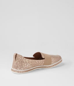 ASK SU PEWTER LEOPARD PRINT SUEDE