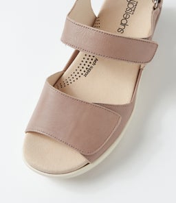 DECEMBER SU MUSHROOM LEATHER