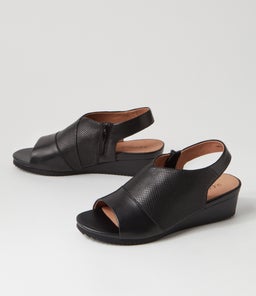 HECTIC SU BLACK BLACK SOLE LEATHER