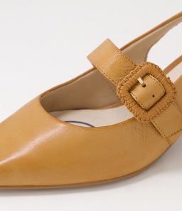 LOCO SU DK TAN LEATHER