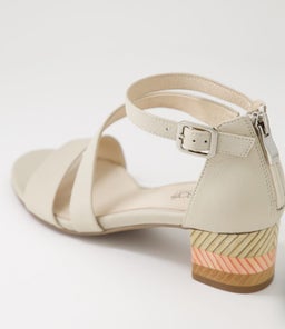 CARING SU ALMOND MULTI HEEL LEATHER