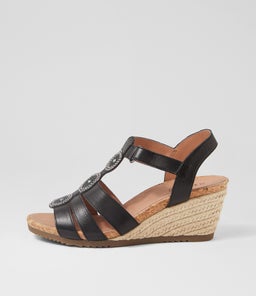AMIIEE SU BLACK LEATHER