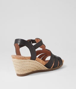 AMIIEE SU BLACK LEATHER