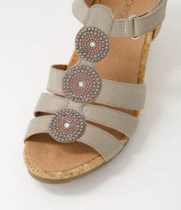 AMIIEE SU MUSHROOM LEATHER