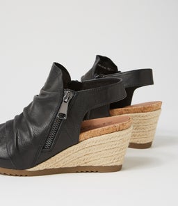 ANELLE SU BLACK LEATHER