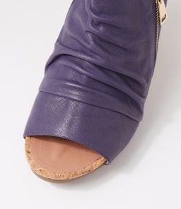 ANELLE SU PURPLE LEATHER