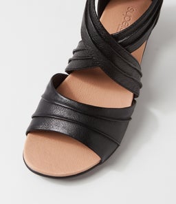 JELLI SU BLACK BLACK SOLE LEATHER
