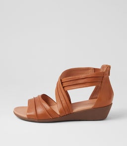 JELLI SU DK TAN GUM SOLE LEATHER